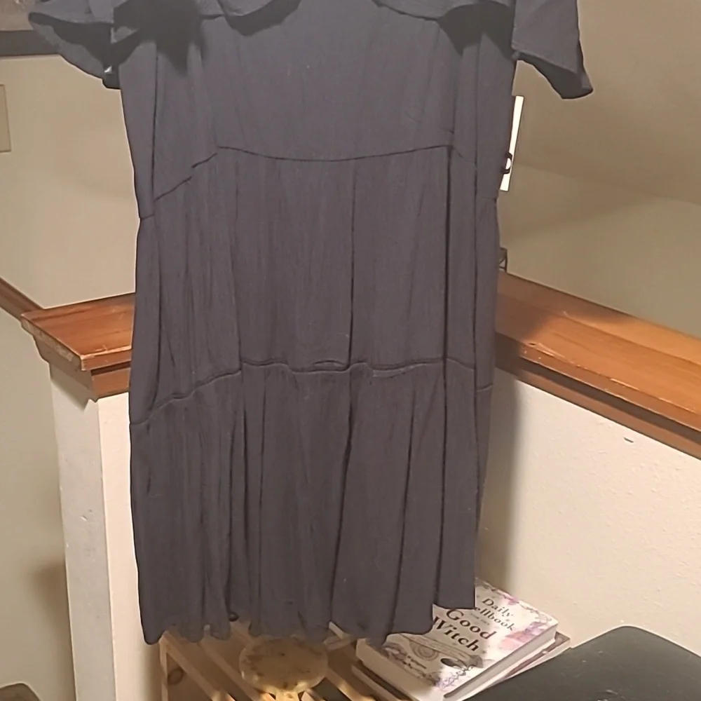 Dress - Picture 2 of 2